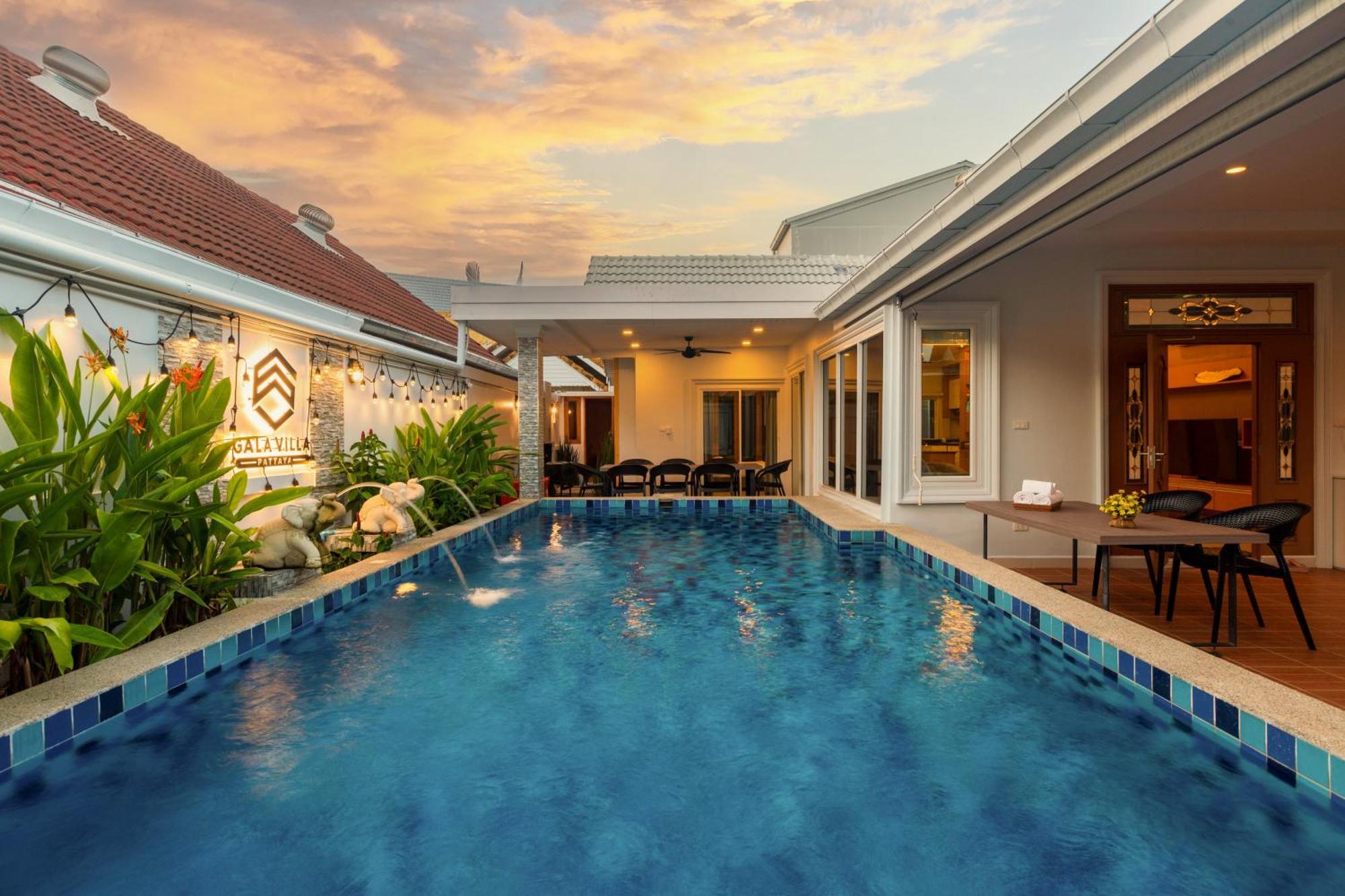 Gala Villa Pattaya Exteriör bild
